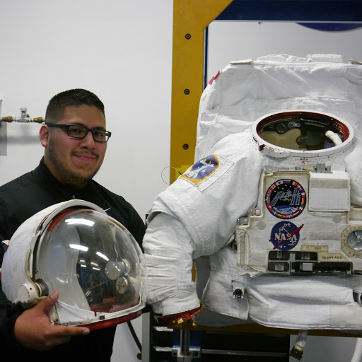 Scott Rodriguez Photo 12