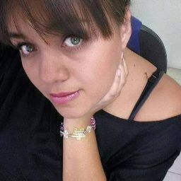 Ana Salinas Photo 31