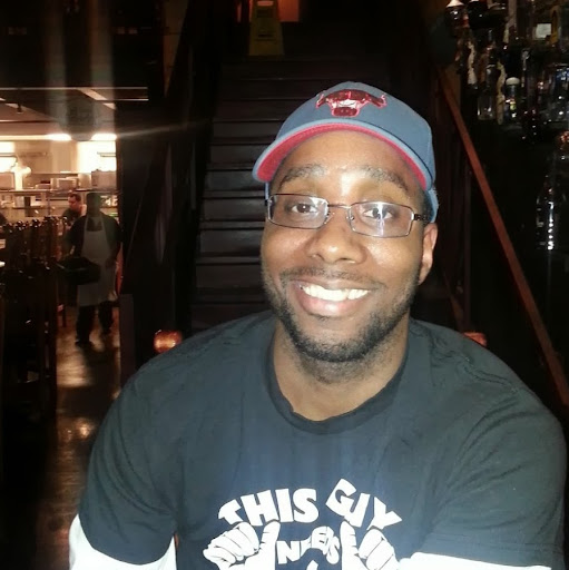 Reggie Gray Photo 7