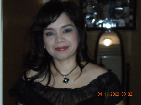 Lisa Cavazos Photo 21