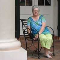Carolyn Everett Photo 33