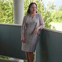 Nicole Reiner Photo 14