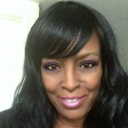 Jeanette Oliver Photo 31