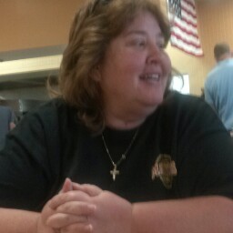 Angela Beverly Photo 7