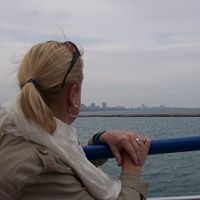 Robyn Warren Photo 13