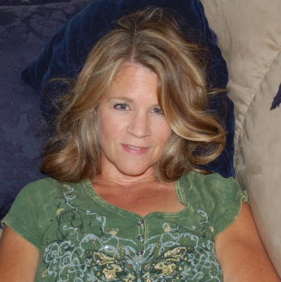 Tracey Dill Photo 23