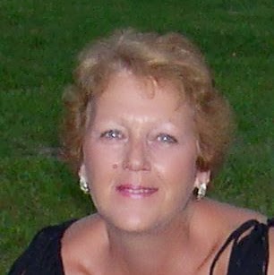 Leslie Ramsey Photo 41
