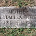 Mary Toth Photo 22