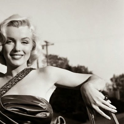 Julie Schilling Photo 27