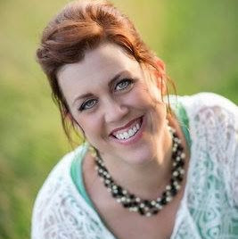Jennifer Yarbrough Photo 17