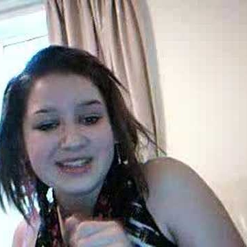 Alicia Holmes Photo 49