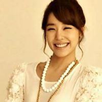 Stefanie Hwang Photo 7