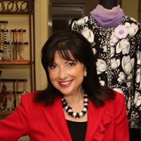 Barbara Dell Photo 10
