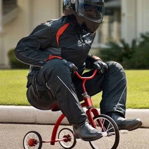 Alan Brady Photo 9