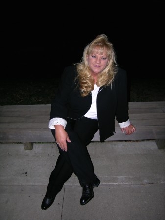 Michele Wilcox Photo 28