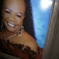 Lawanda Robinson Photo 15