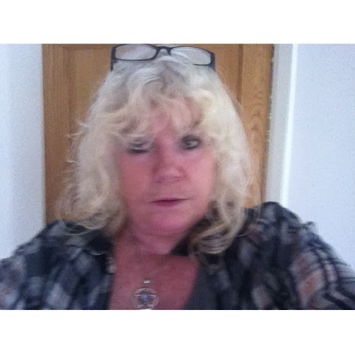 Paula Hudson Photo 41