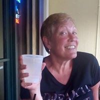 Caroline Shelton Photo 16