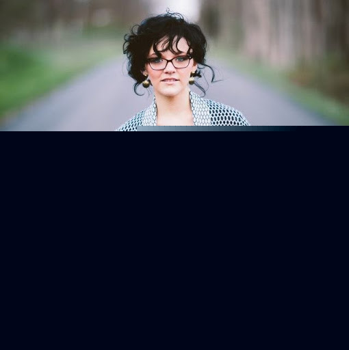 Lisa May Photo 33