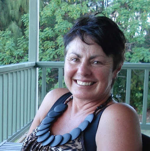 Diane Wells Photo 42