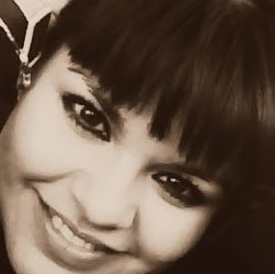 Angelica Velasquez Photo 42