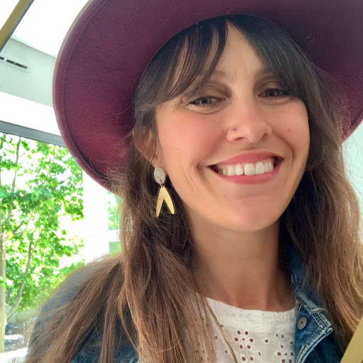 Christina Ross Photo 42