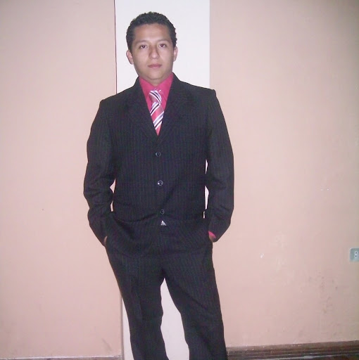 John Orellana Photo 35