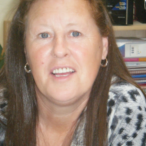 Anna Harvey Photo 16