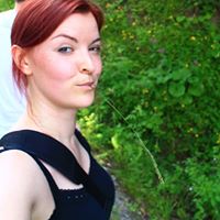 Julia Schulz Photo 6