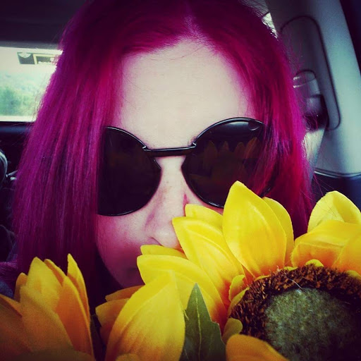Lindsey Phillips Photo 22
