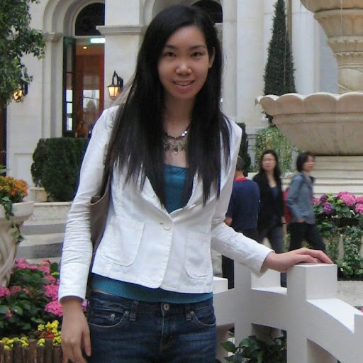 Elizabeth Choi Photo 12