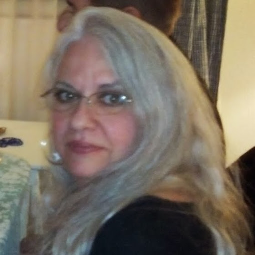 Sara Myers Photo 48