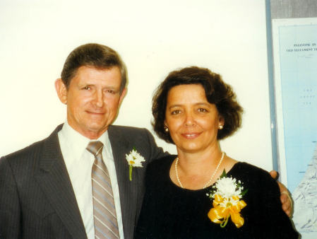 Debra Hopkins Photo 32