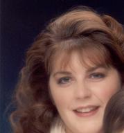 Leslie Hamilton Photo 22