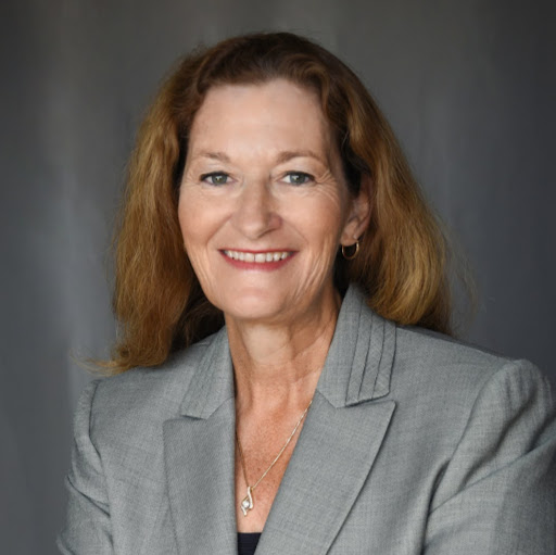 Helen Ewing Photo 18