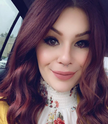 Veronica Higgins Photo 37