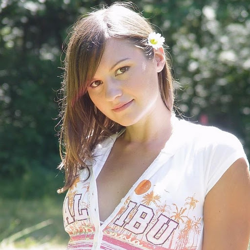 Selina Brown Photo 34