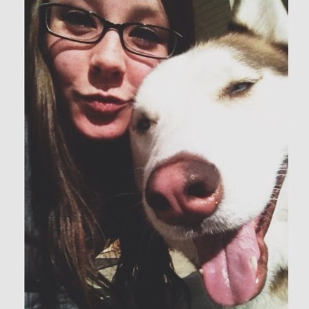 Kaitlin Larson Photo 10