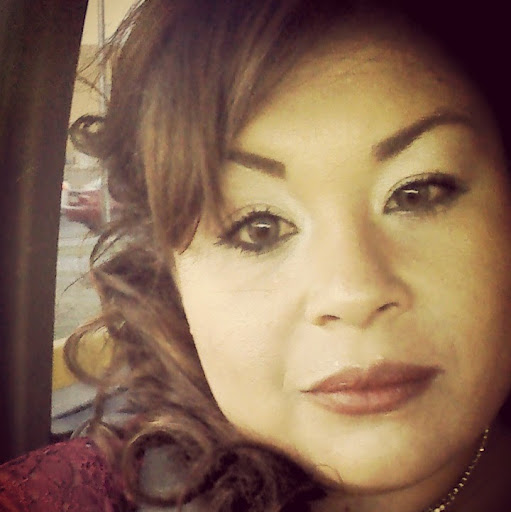 Laura Juarez Photo 7
