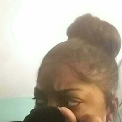 Gabrielle Jones Photo 4