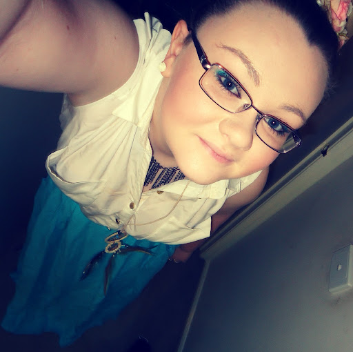 Robyn Ashley Photo 5