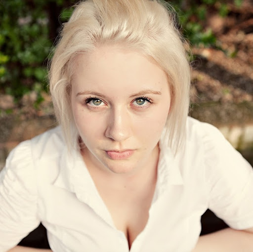 Claudia Carter Photo 12