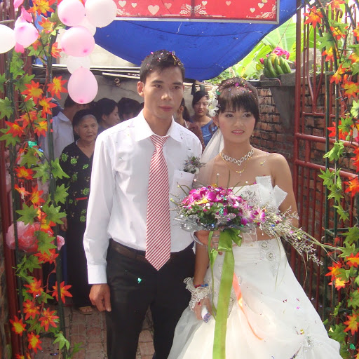 Lan Tran Photo 16