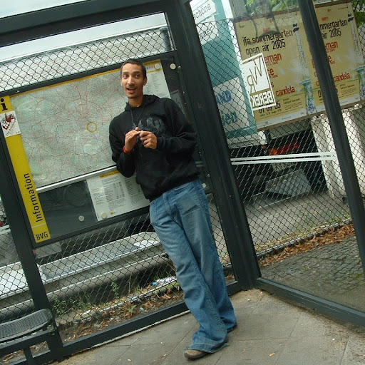 Daniel Hunter Photo 39