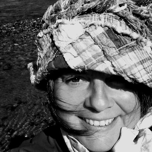 Lisa Marks Photo 20