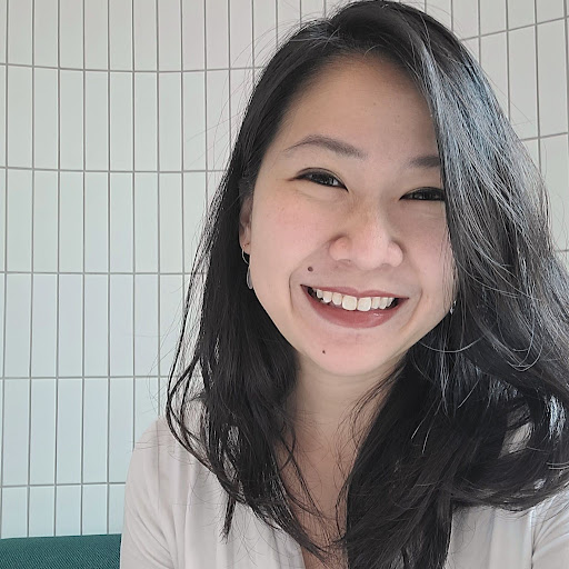Laura Yee Photo 33