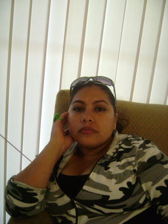 Aracely Lopez Photo 24