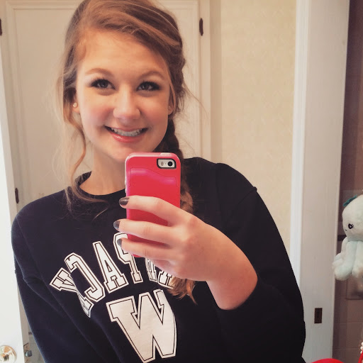 Becca Jones Photo 17