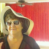 Sara Higginbotham Photo 15