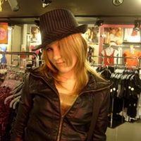 Katherine Bernard Photo 11